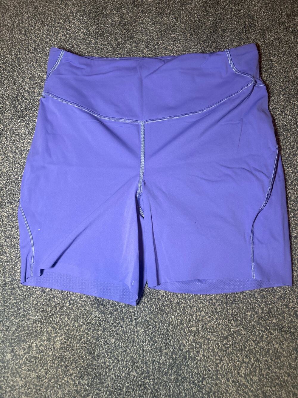 Lululemon align curve seam HR shorts size 10 purple
